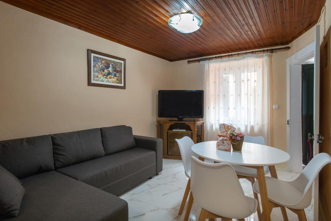Vero Cozy Old House Holiday home Corfu (city)